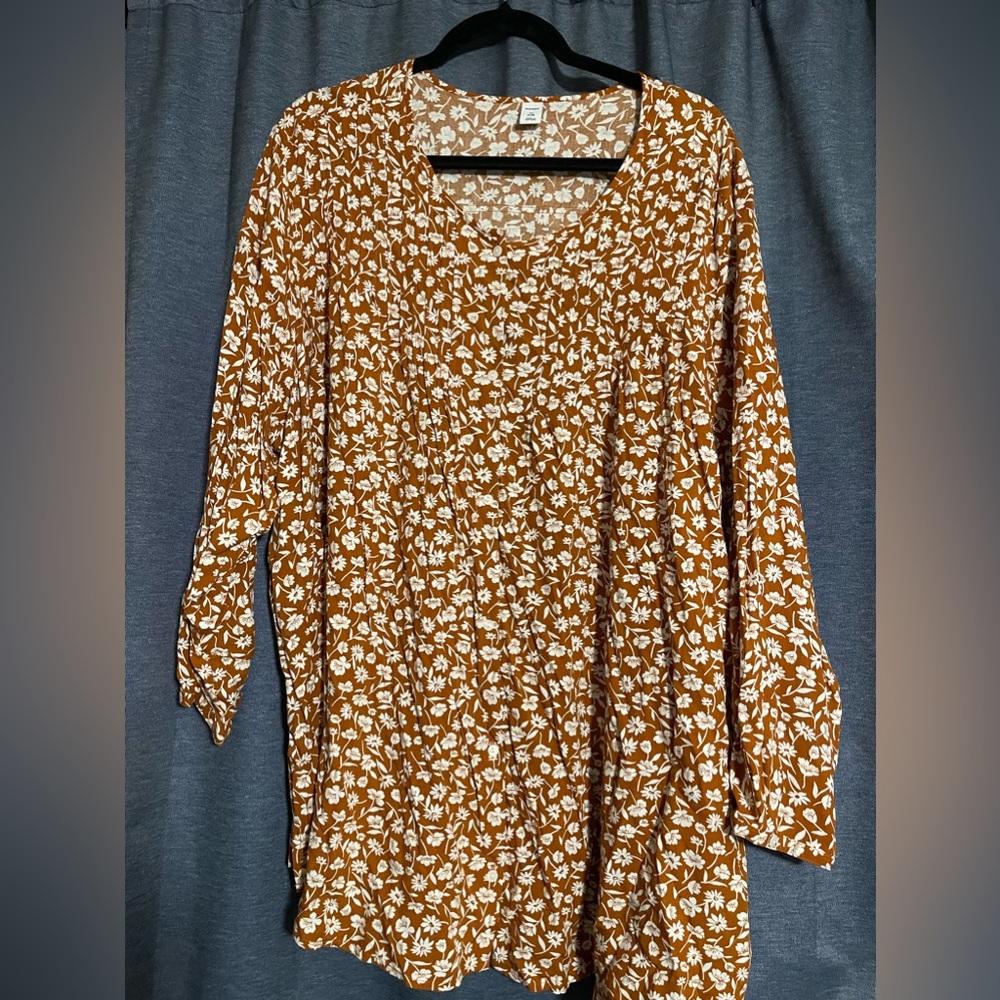Old Navy women’s 4x blouse